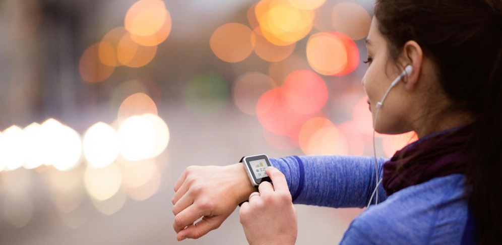 Smartuhren und Fitnesstracker machen laut einer Studie schlank(er).