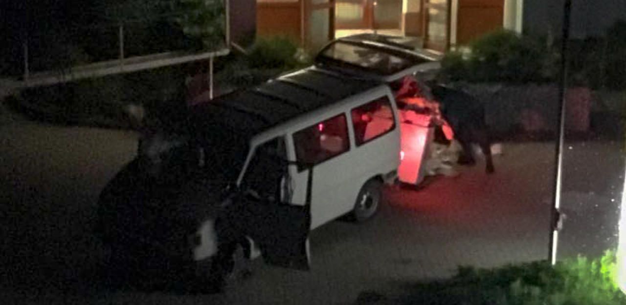 Heute.at - Zeugin sieht Bankomat-Diebe und macht Fotos