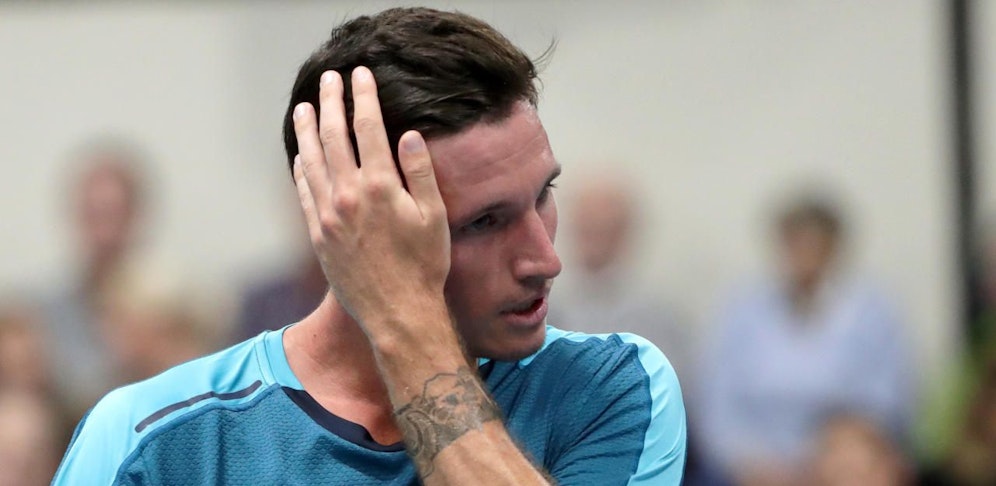 Nach fast drei Stunden hartem Kampf ist das Abenteuer Erste Bank Open für Shooting Star Dennis Novak zu Ende. 