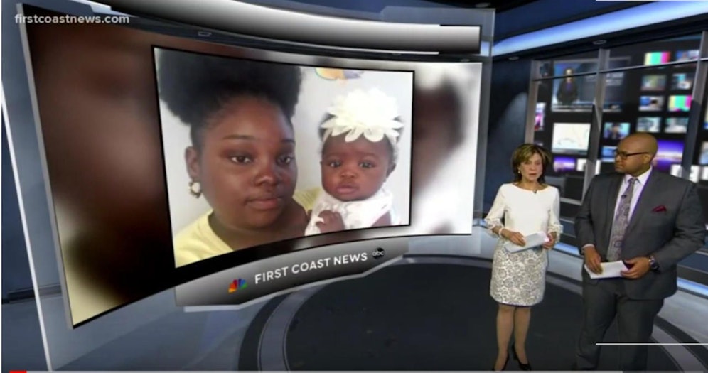 Die kleine Brooklyn wurde in einem Bus vergessen.