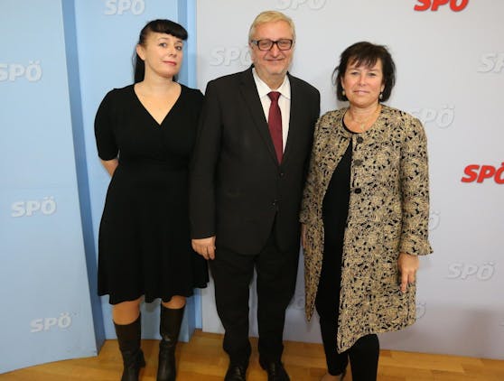 Simone Grochar mit SPÖ-Bundesgeschäftsführer Christoph Matznetter und oö. Soziallandesrätin Birgit Gerstorfer (SP)