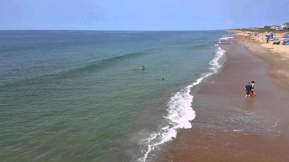 Ort des Grauens: Am "Kitty Hawk Beach" wurde das Kind (4) ins Meer gerissen. 