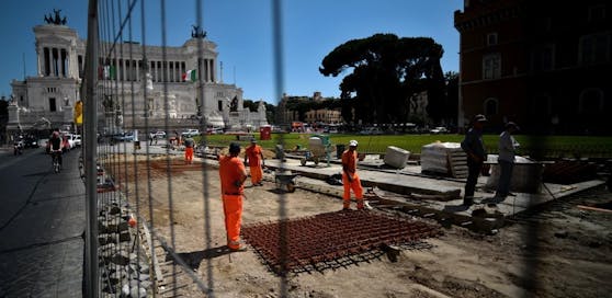 Straßenbauarbeiten in Rom
