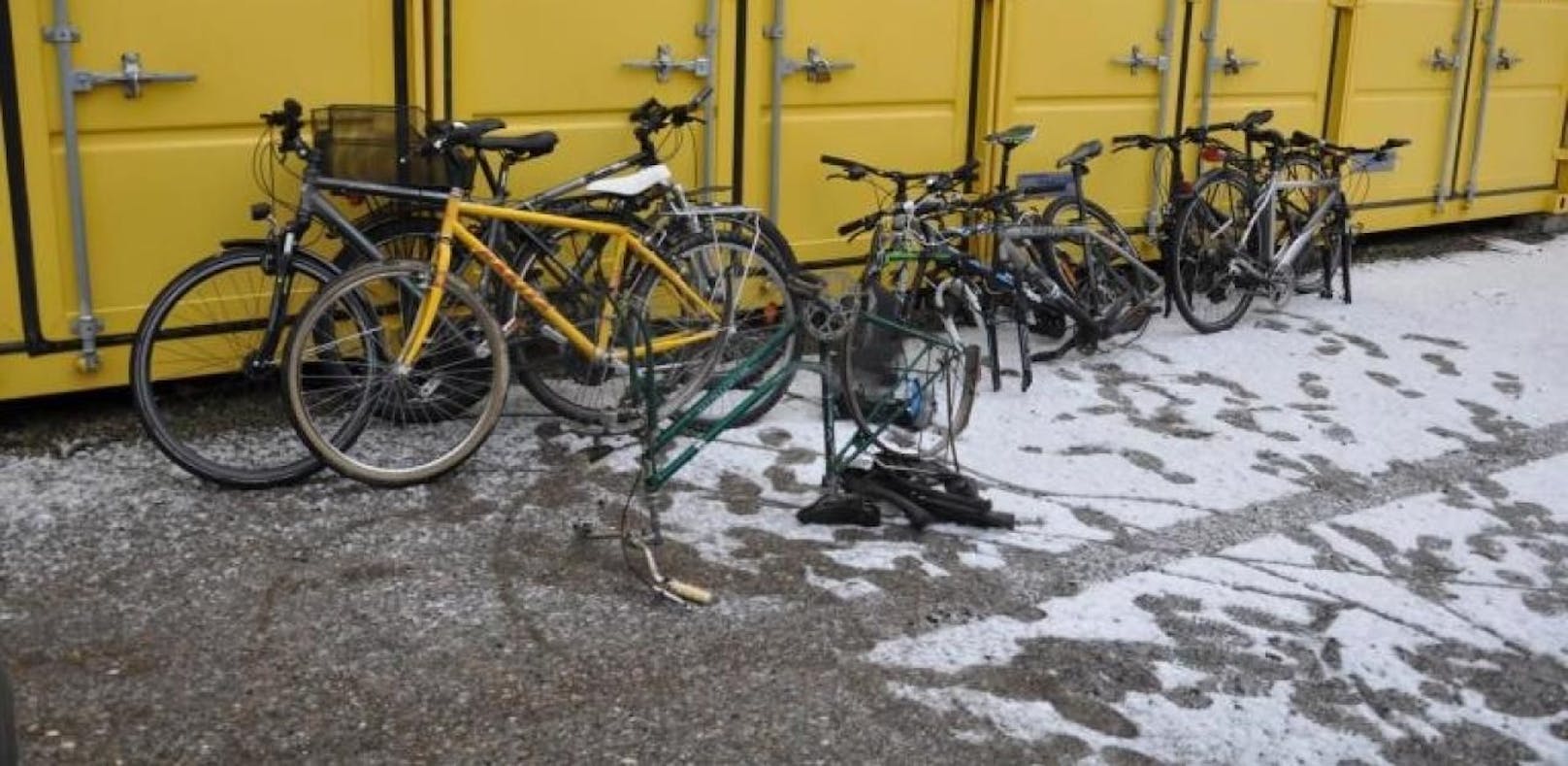 Gestohlene Bikes waren in einem Container versteckt.