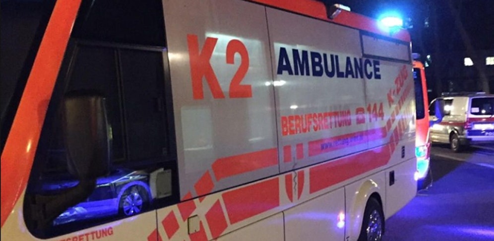 Nächtlicher Rettungseinsatz. (Symbolfoto)