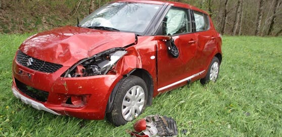 Die Frau erlitt bei dem Unfall Verletzungen an der Halswirbelsäule