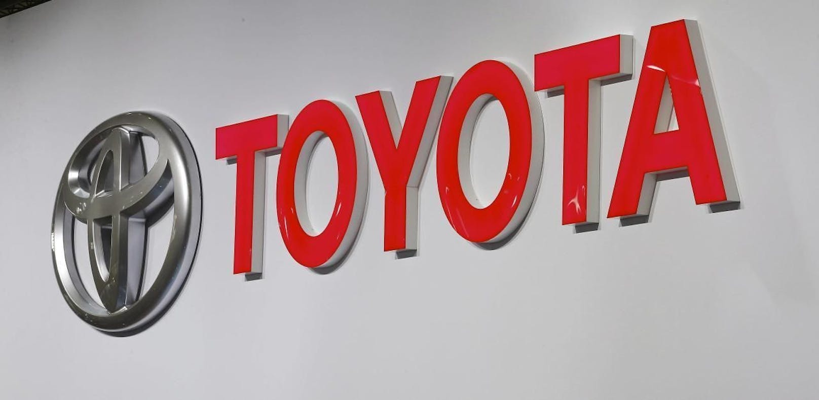 Toyota ruft weltweit 645.000 Autos zurück
