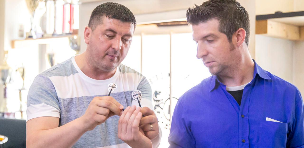 Heute.at - Darts-Ass Suljovic: So gelingt der perfekte Wurf