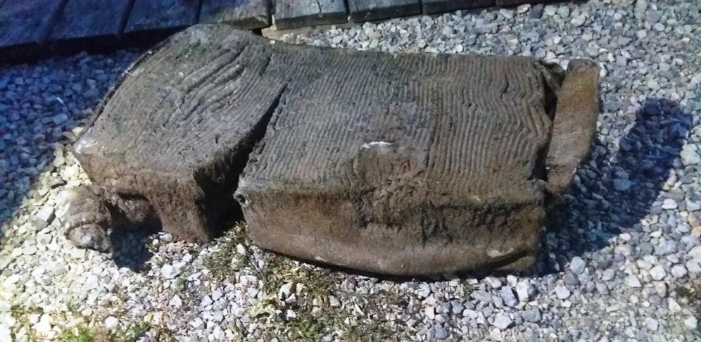 Der Flugzeug-Kühler wurde im Neusiedler See gefunden