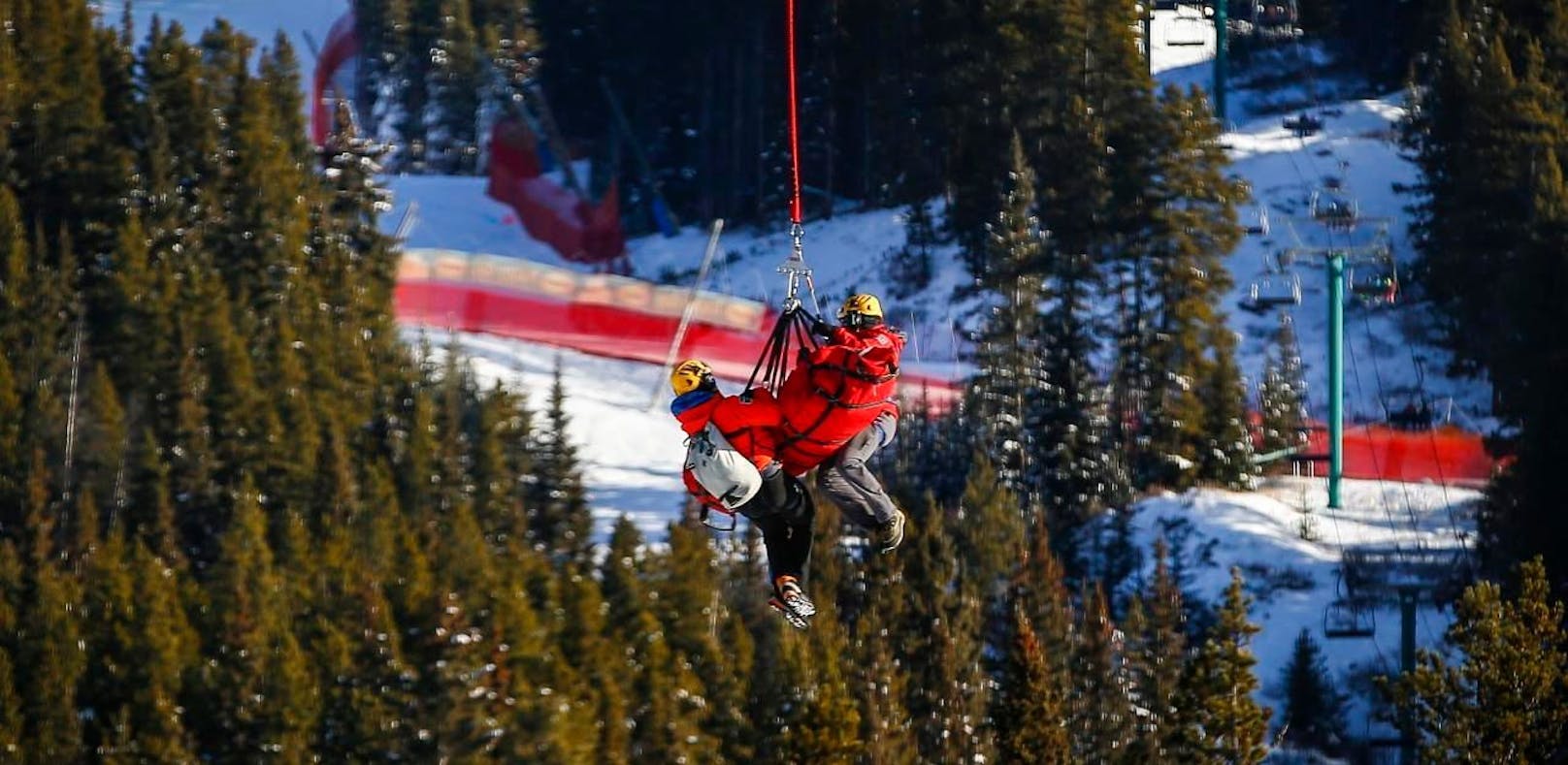 Manuel Osborne-Paradis musste im Lake-Louise-Training mit dem Helikopter abtransportiert werden.
