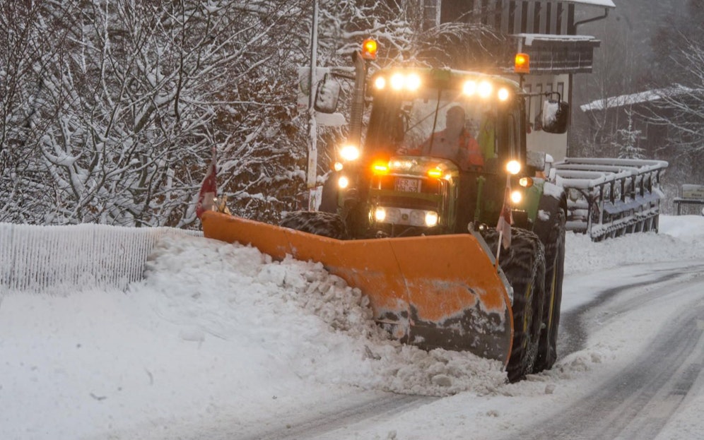 Das Kind wurde von dem Traktor erfasst und getötet. Symbolfoto