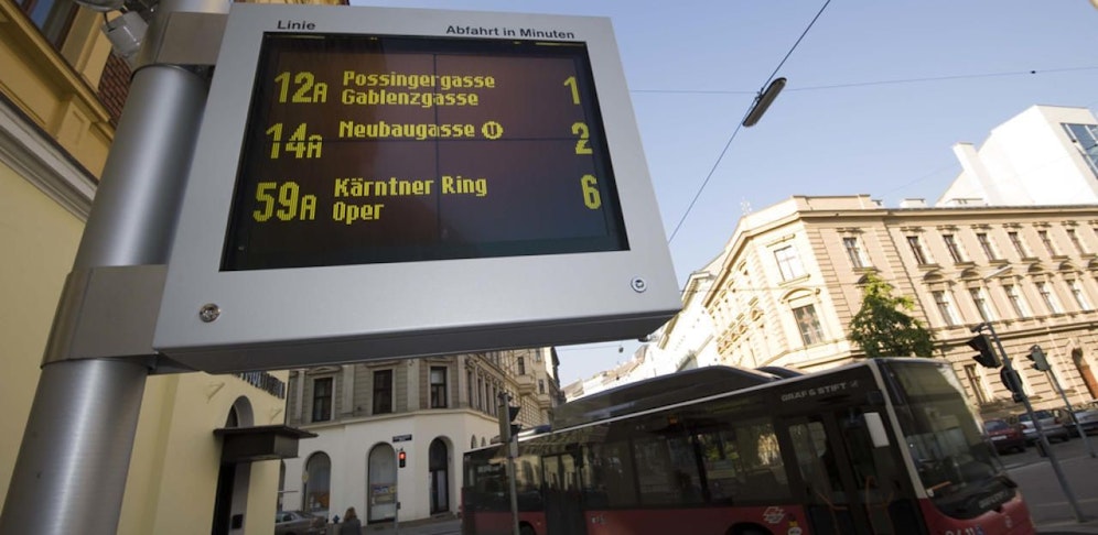 Die Echtzeit-Anzeige an Bus- und Bim-Stationen ist seit Tagen ausgefallen.