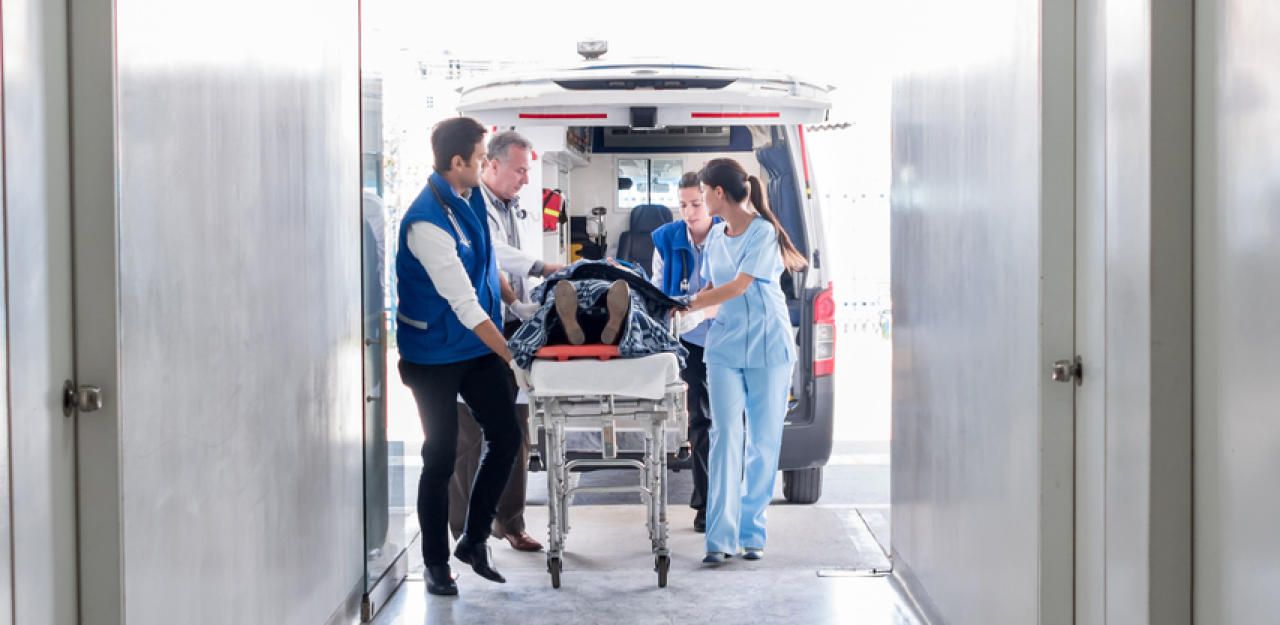 Die verletzten Burschen wurden sofort in ein Krankenhaus gebracht.