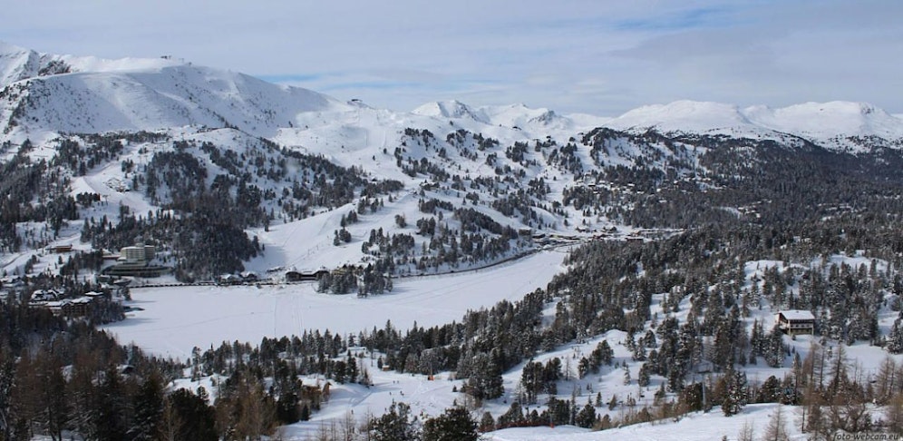 Die Turracher Höhe am Dienstag (6. Februar) von der Bergstation des Weitentallifts aus aufgenommen.