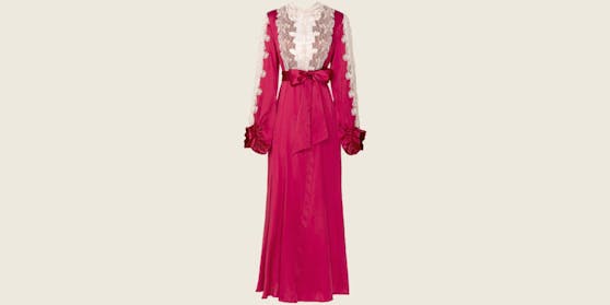 Mitspielen &amp; gewinnen: 1 x Dressing Gown &quot;Le peignoir&quot; by Silvia Schneider.