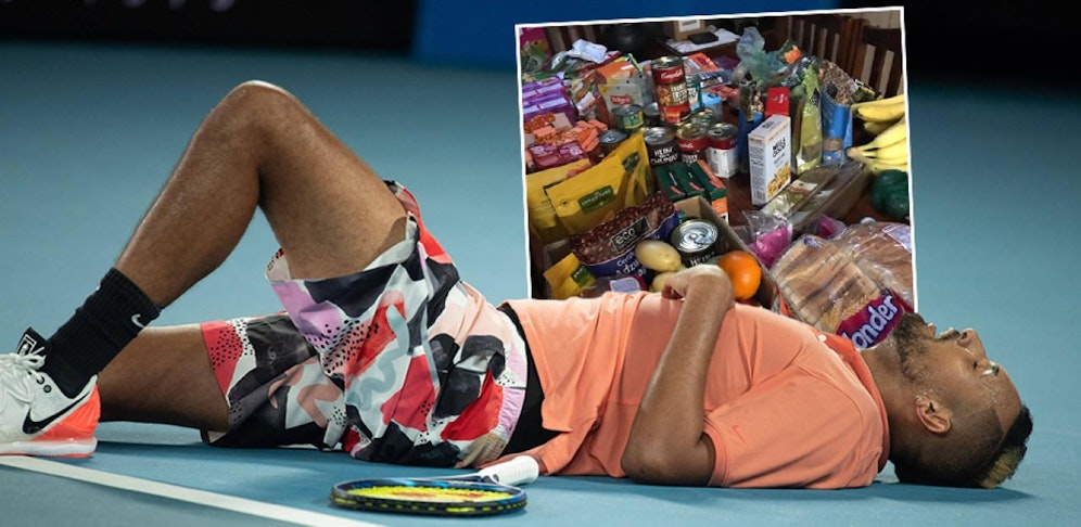 Nick Kyrgios beliefert Bedürftige mit Lebensmitteln