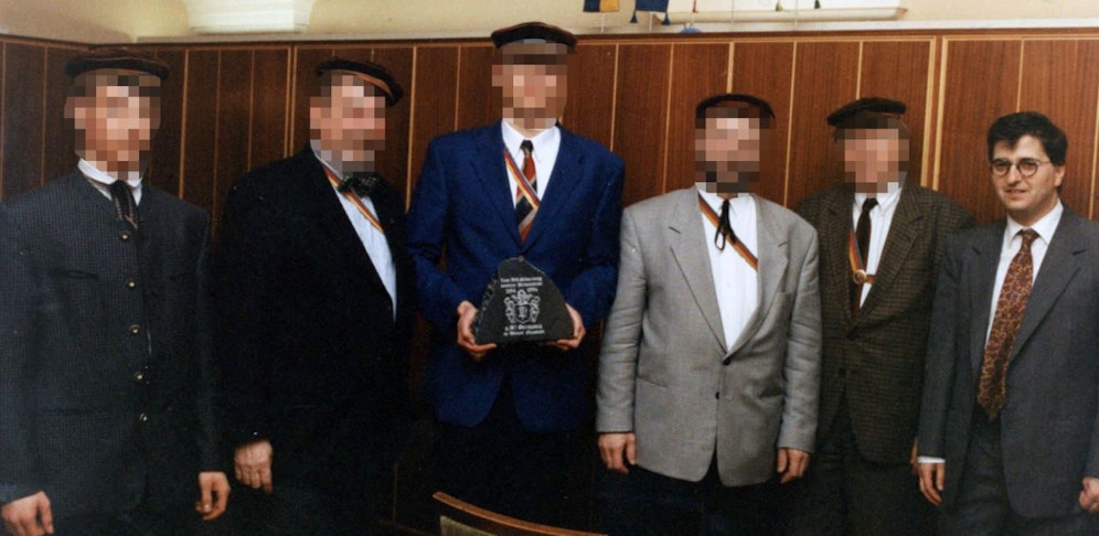 Peter Wittmann (ganz re.) mit Burschenschafter Germania und dem Baumamtsdirektor (2. v. li.)