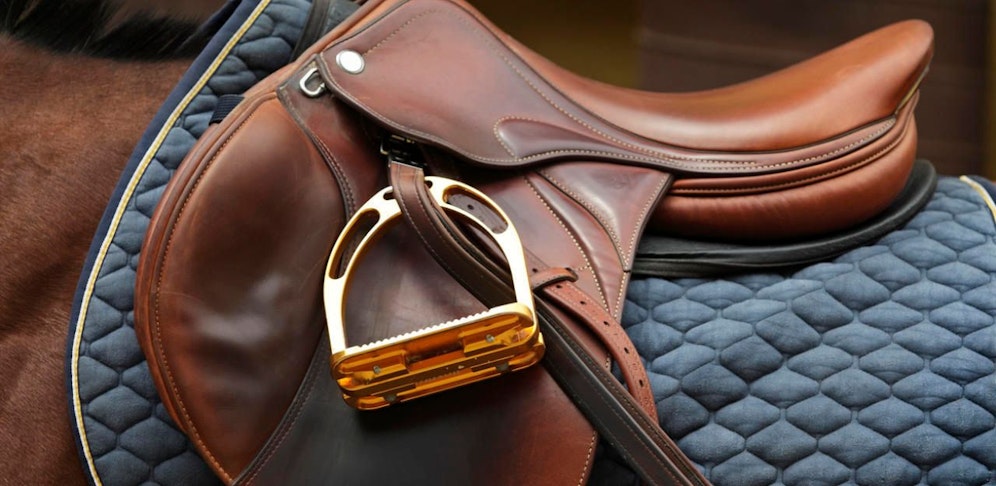 Viele der Sättel waren mehrere tausend Euro wert.