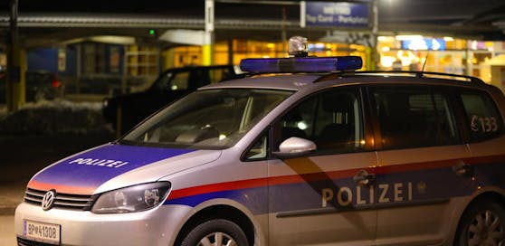 Eine Tankstelle in der Steyrer Dukartstraße wurde überfallen.