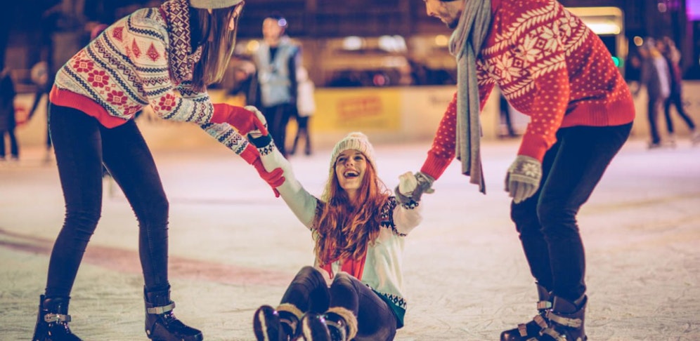 Im Linzer Volksgarten gibt es ab Anfang Jänner einen Eislaufplatz. (Symbolbild).