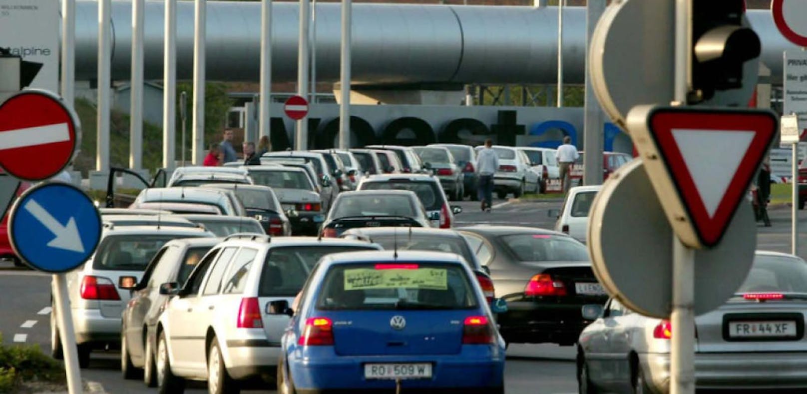 Der starke Auto-Verkehr ist auch weiterhin das Hauptproblem für die Linzer Luft.