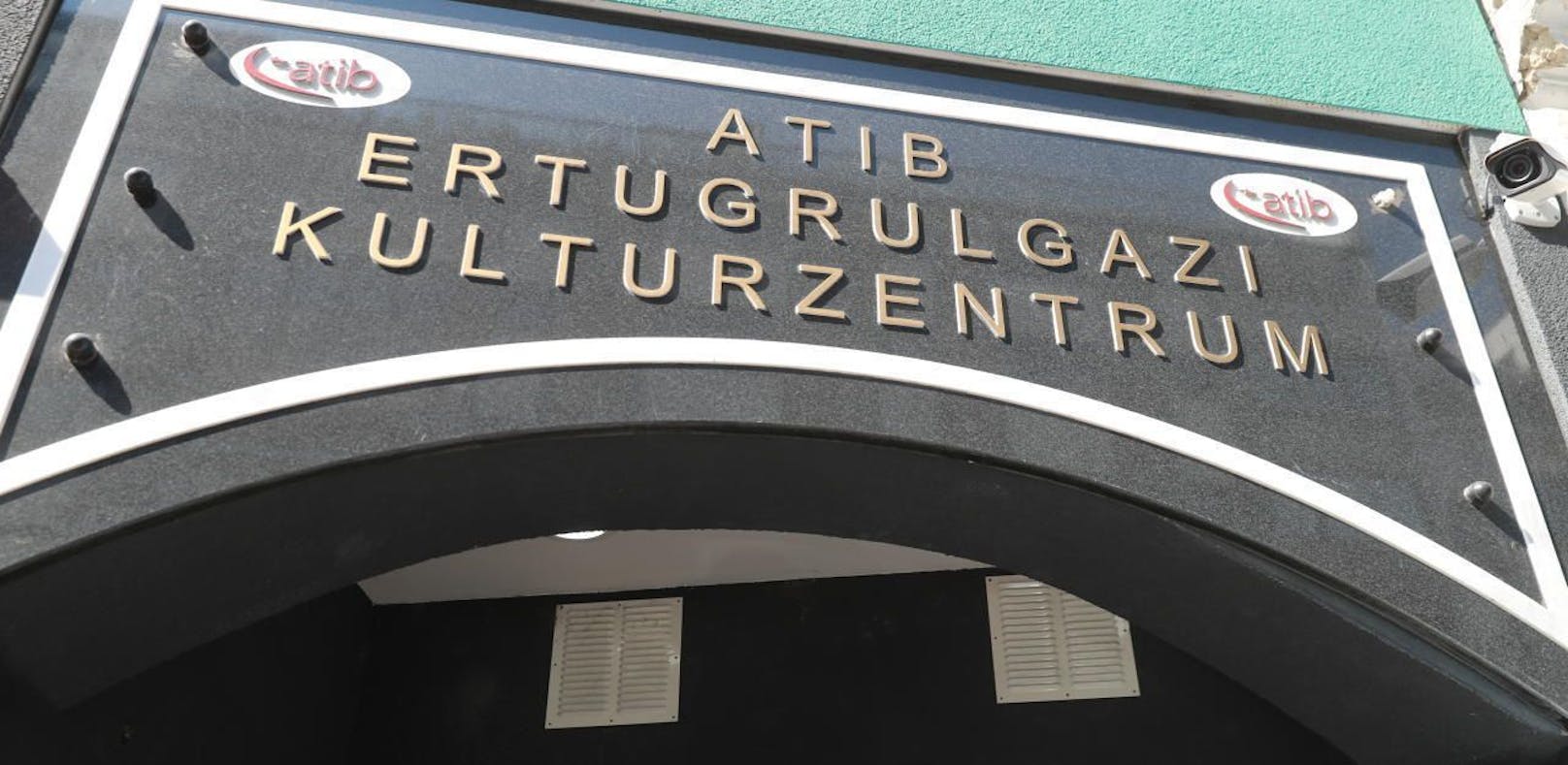 Außenaufnahme der ATIB Union Moschee in der Dammstraße 37 in Wien-Brigittenau.