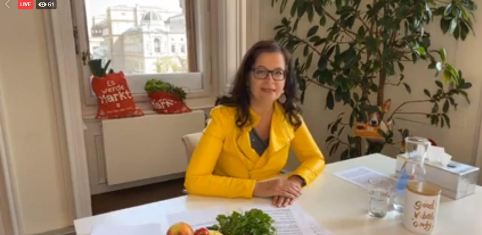 Ulli Sima (SPÖ) informiert via Livestream über neue Sicherheitsmaßnahmen für die Wiener Märkte.