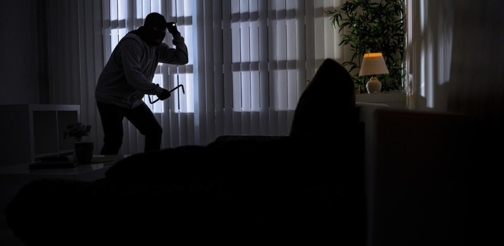 Die Pensionistin und ihre Pflegekraft wurden von den Tätern im Schlaf überrascht