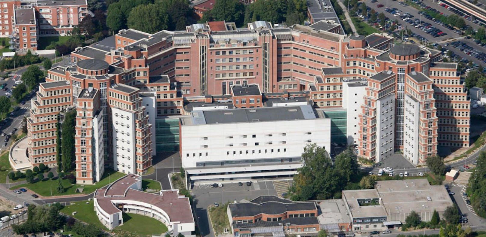 Mediziner vom Universitätsspital Lille haben den Eingriff durchgeführt. 