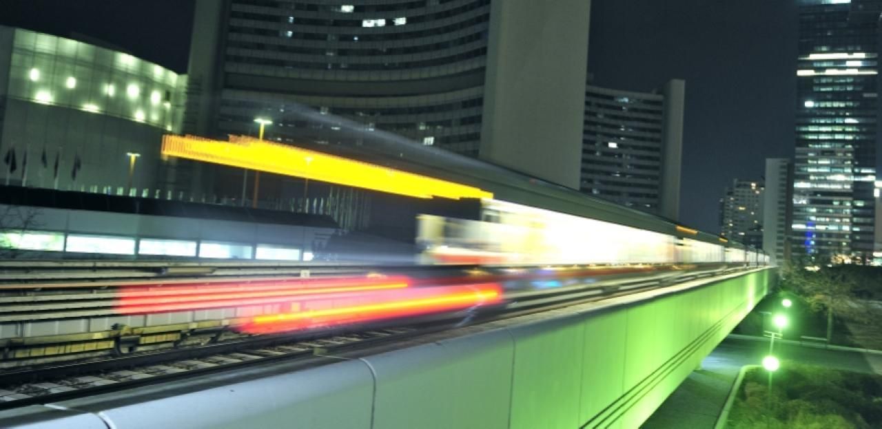 Die Wiener U-Bahn-Linien fahren zu Silvester die ganze Nacht.