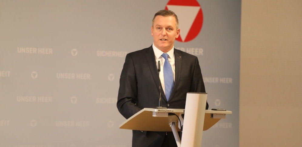 Verteidigungsminister Mario Kunasek (FPÖ) präsentierte seine "Evaluierungskommission" in der Frage der aktiven Luftraumüberwachung.