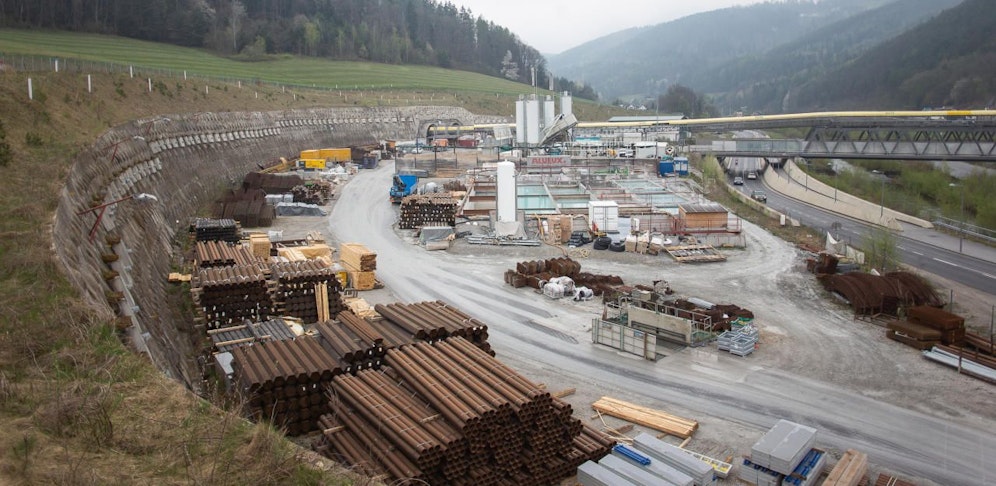 Die "AFN" fordert einen Baustopp und eine Wiederaufnahme des Genehmigungsverfahrens. 