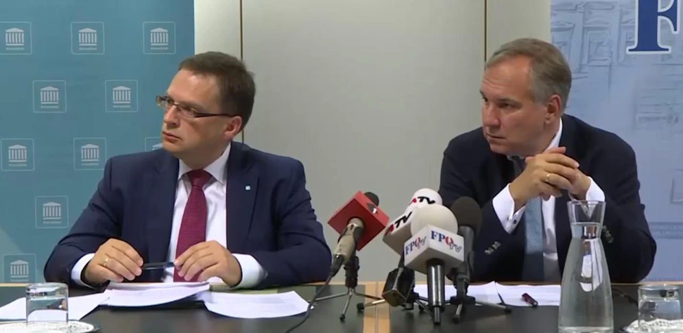 ÖVP-Klubobmann August Wöginger und FPÖ-Klubobmann Walter Rosenkranz bei der PK am Donnerstag.