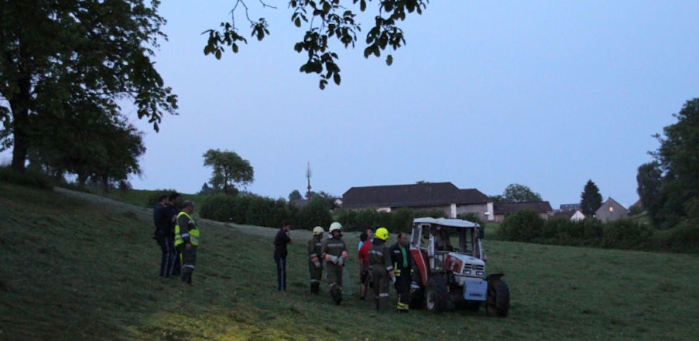 Bei dem Traktorunfall wurde die 16-Jährige verletzt.