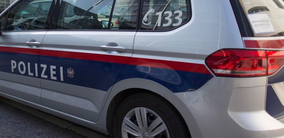 Polizei stoppte das Schwerfahrzeug im Bezirk Amstetten.