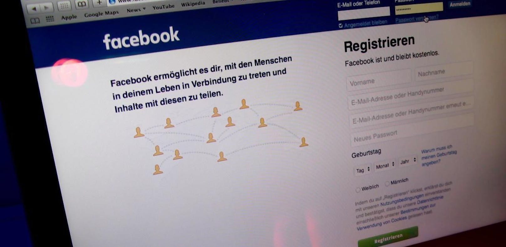 (Symbolbild) Das soziale Netzwerk Facebook wurde Ziel einer Hacker-Attacke.