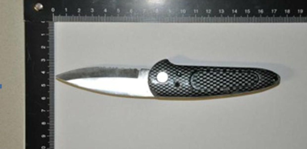 Mann ging mit Messer auf Bekannten los (Symbolbild). 