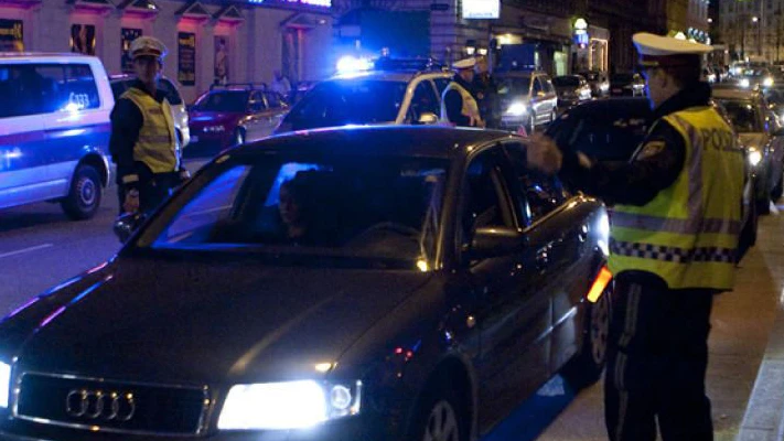 Verdächtiger wurde bei Planquadrat der Polizei gefasst (Symbolbild). 