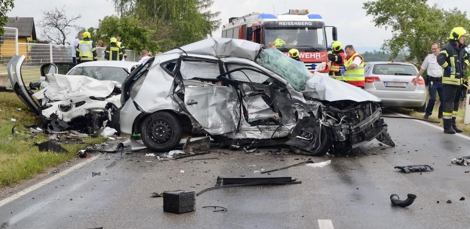 Junge Frau und Mann starben bei Verkehrsunfall