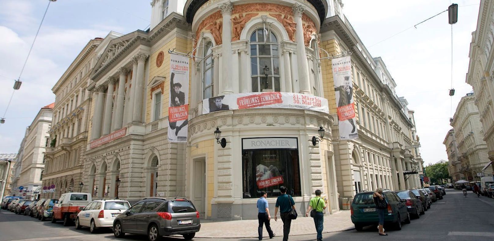 Der Stadtrechnungshof untersuchte die Auftragsvergabe der Vereinigten Bühnen Wien (im Bild: das Ronacher).