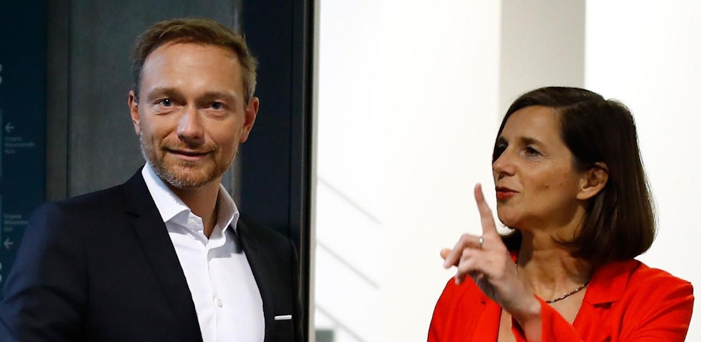 Lindner steht unter Beschuss.