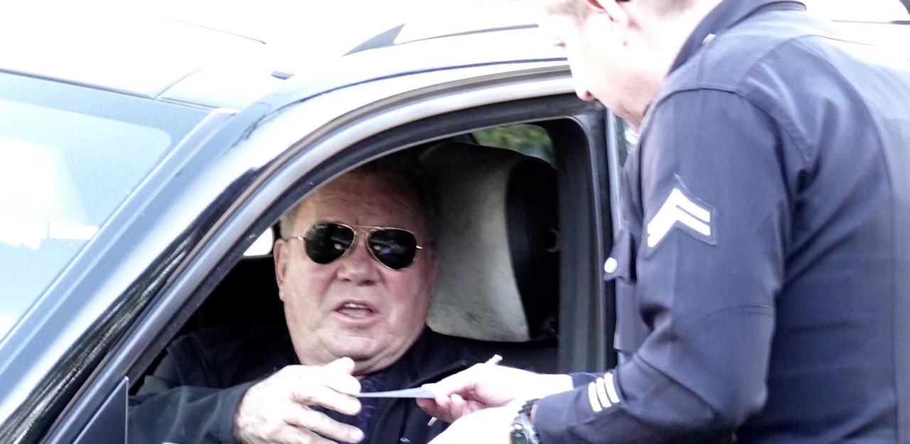 Heute.at - Audifahrer rammt Captain Kirk von hinten