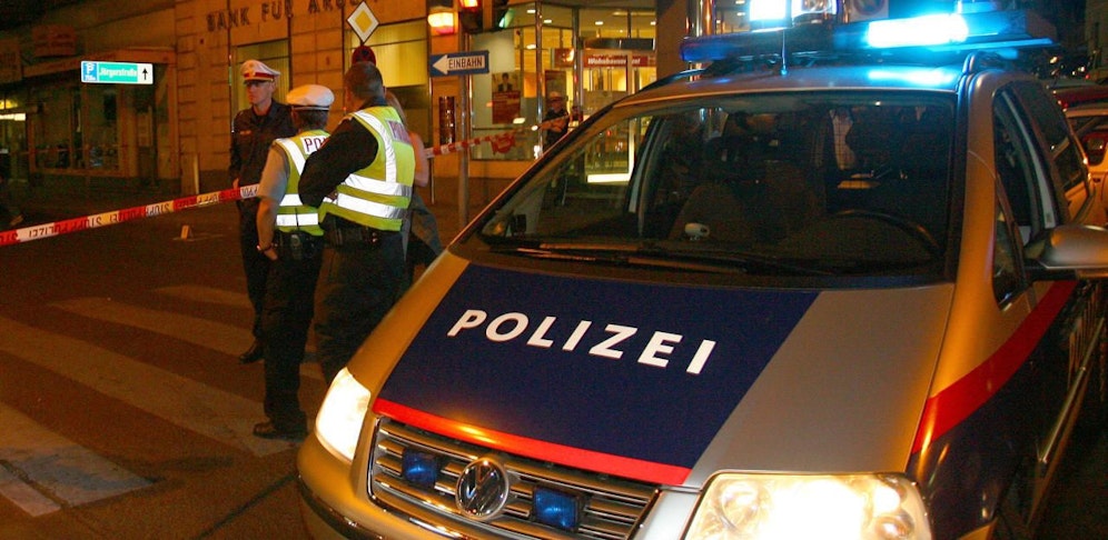 Der mutmaßliche Täter ist flüchtig. (Symbolbild) 