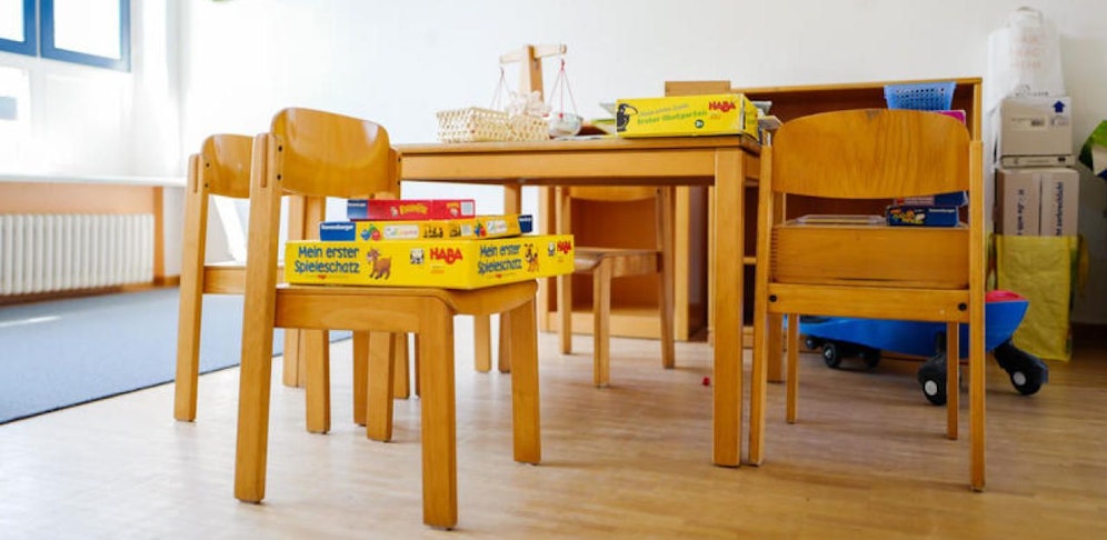 Durch die schrittweise Öffnung von Geschäften steigt auch die Zahl der Kinder, die zur Betreuung in die Wiener Kindergärten gebracht werden. Die Stadt reagiert darauf mit einer stufenweisen Ausweitung der Angebote. 