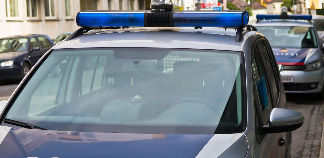 Heute.at - Polizist auf offener Straße verprügelt: Spital!