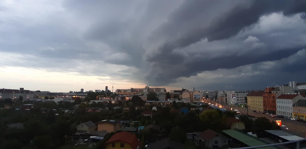 Gewitter-Zellen sorgen für Starkregen - News | heute.at