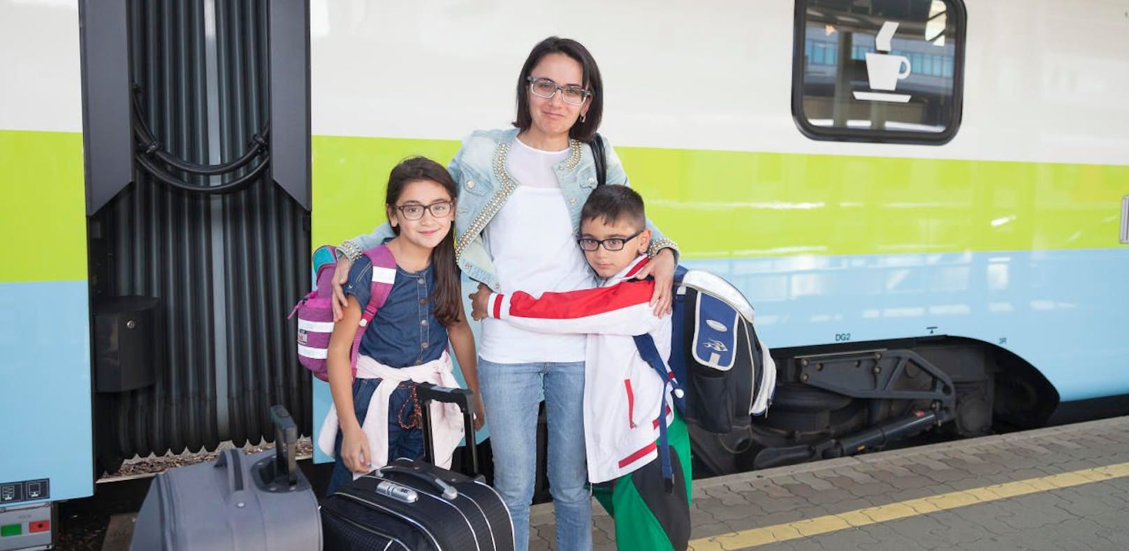 Narine und ihre beiden Kinder bei der Ankunft am Bahnhof. Jetzt wurde der Antrag auf humanitäres Bleiberecht abgelehnt.