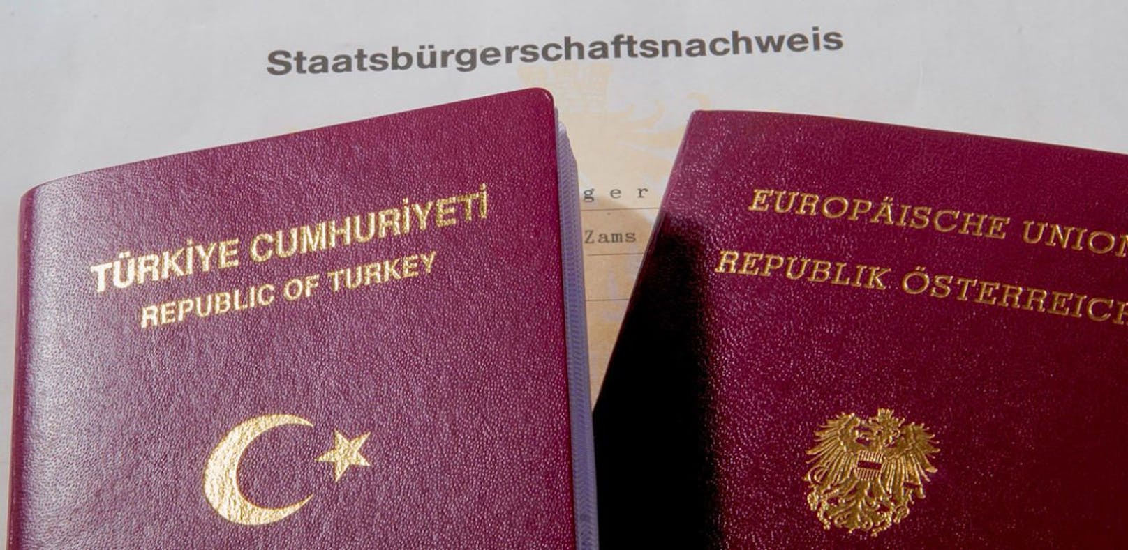 Die Salzburgerin könnte die österreichische Staatsbürgerschaft verlieren
