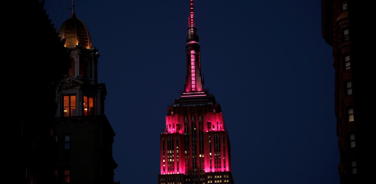 Heute.at - Diplomat stürzt von Terrasse und stirbt