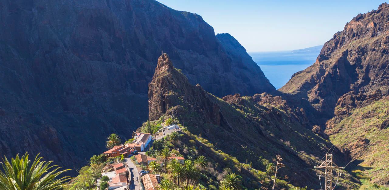 Seit Wochen registrieren Messstationen auf der Urlaubsinsel Teneriffa stärkere Aktivität am Vulkan Teide.